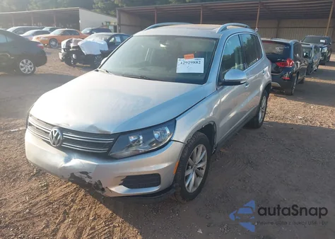 2017 Volkswagen Tiguan 2.0T Wolfsburg Edition из США, поврежденный, VIN WVGRV7AX8HW502689